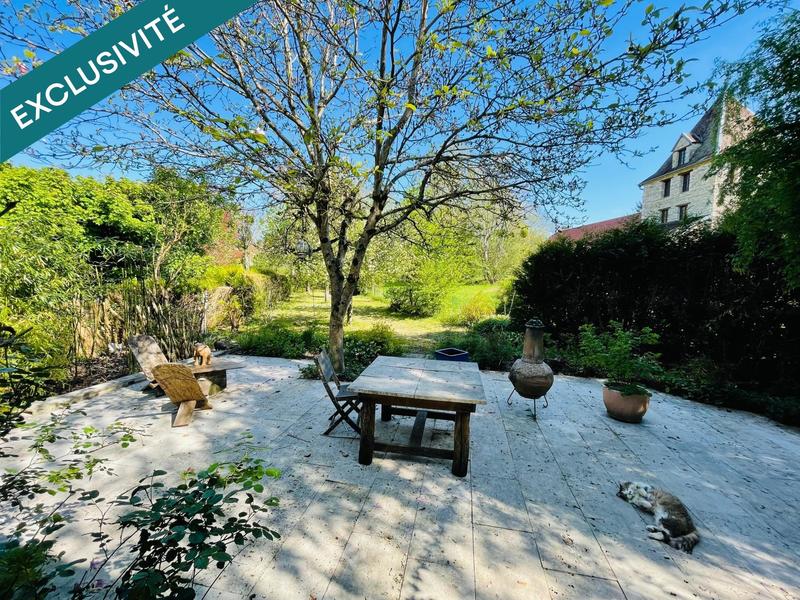 Maison - 215 m² - 8 pièces