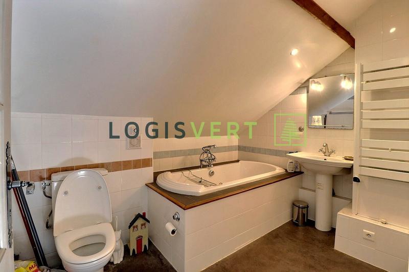 Maison - 134 m² - 8 pièces