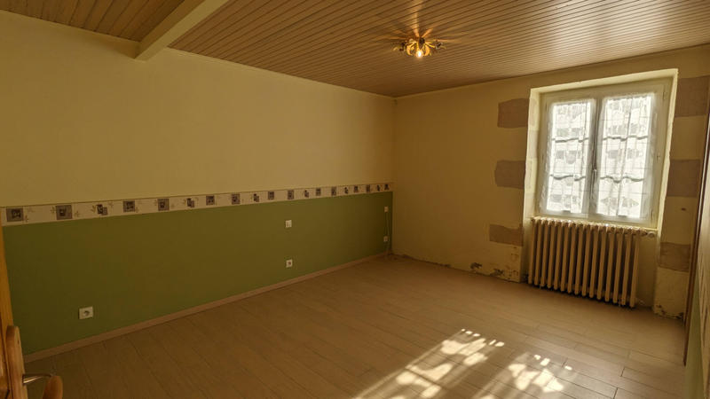 Maison - 242 m² - 5 pièces