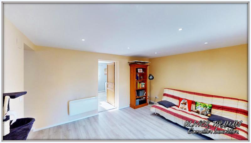 Maison - 204 m² - 10 pièces