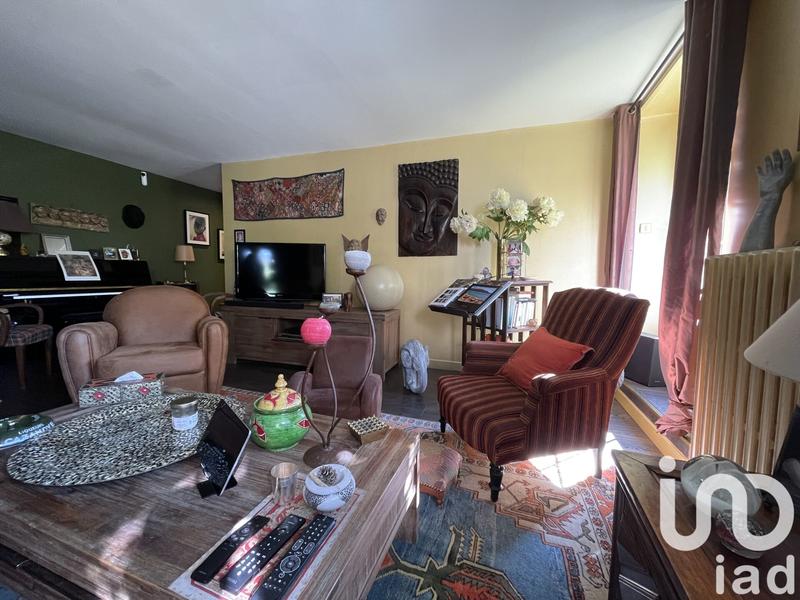 Maison - 275 m² - 11 pièces