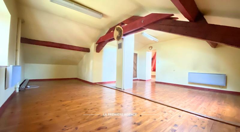 Maison - 172 m² - 6 pièces