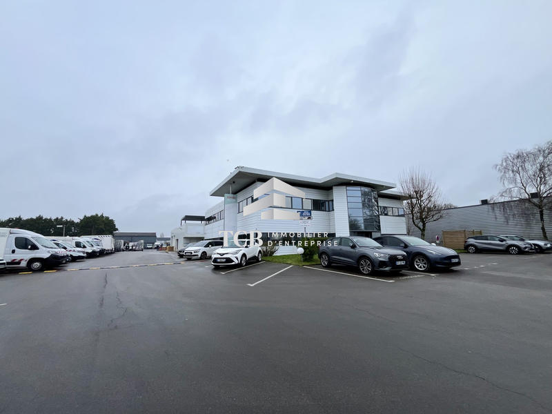 Local d'activités - 2 358 m²
