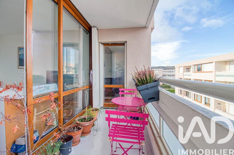 Appartement - 77 m² - 4 pièces