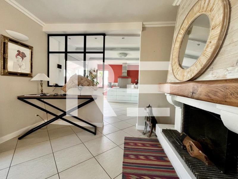 Maison - 137 m² - 4 pièces