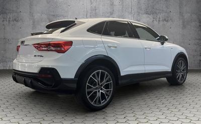 Audi Q3 Sportback 45 TFSIe s-Line 245 Hybride Rechargeable / Regulateur de Distance Jantes 20&quot; Caméera Recul