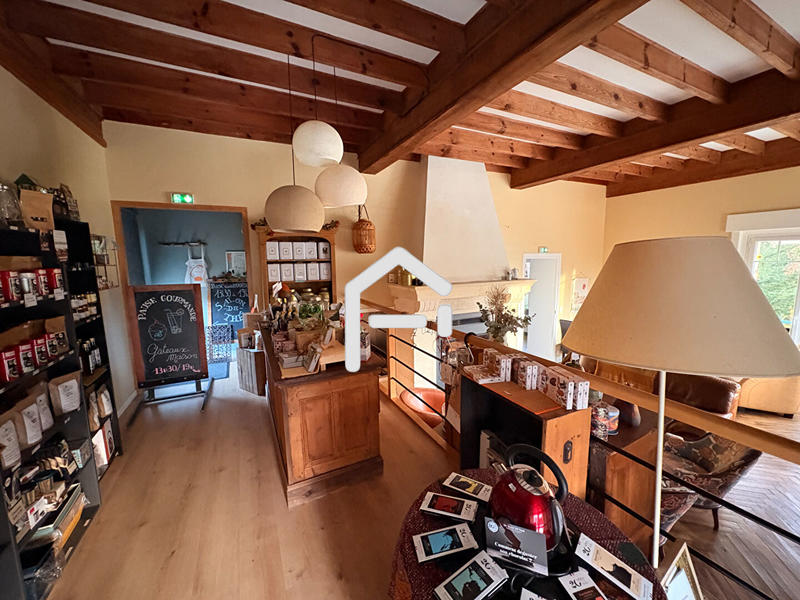 Maison - 180 m² - 6 pièces