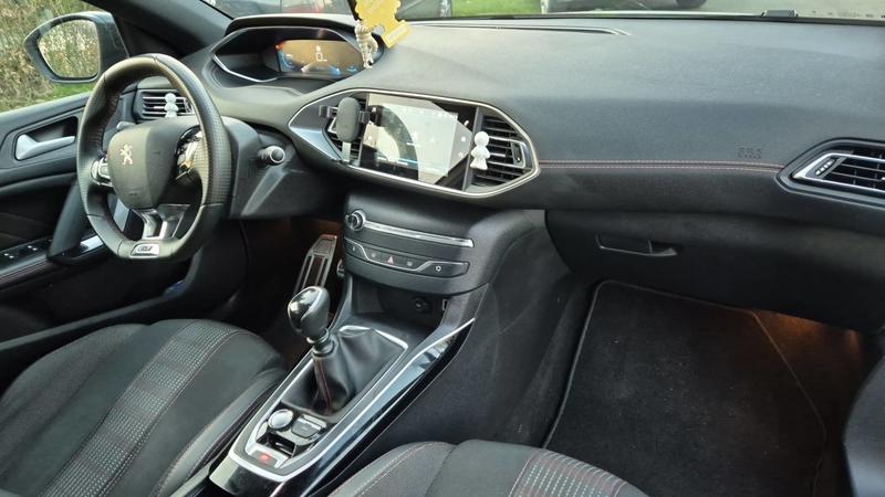 Peugeot 308 1.5 BlueHDi 130 Gt - Entretien constructeur