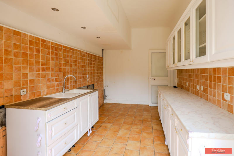 Maison - 169 m² - 6 pièces