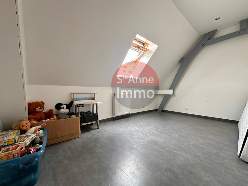 Maison - 210 m² - 8 pièces