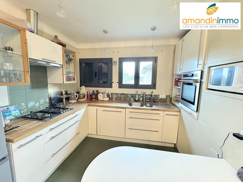 Maison - 75 m² - 6 pièces