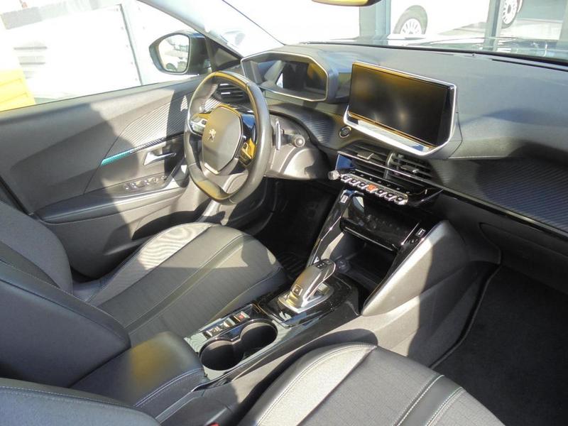 Peugeot 2008 1.5 Hdi 130 Eat8 Allure