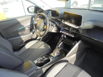 Peugeot 2008 1.5 Hdi 130 Eat8 Allure