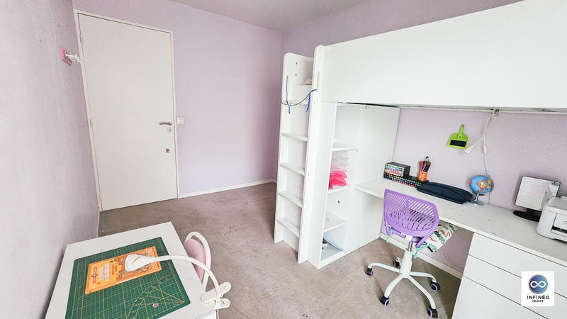 Appartement - 80 m² - 4 pièces