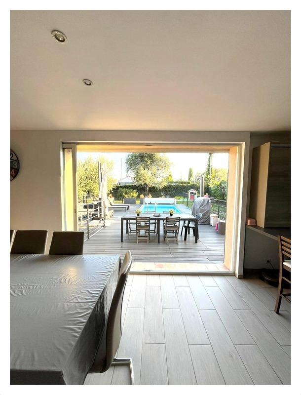 Maison - 137 m² - 5 pièces