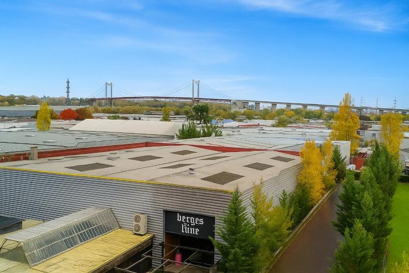 Local d'activité / Entrepôt - 1 826 m²