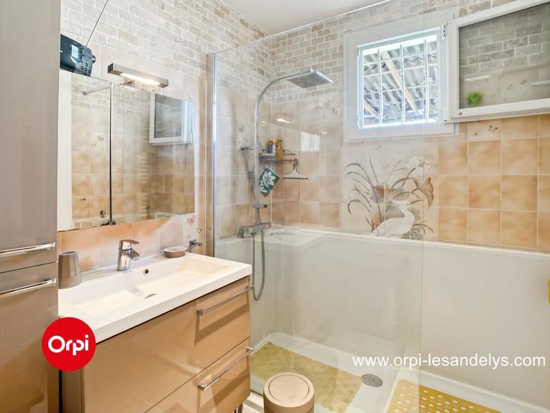 Maison - 95 m² - 5 pièces