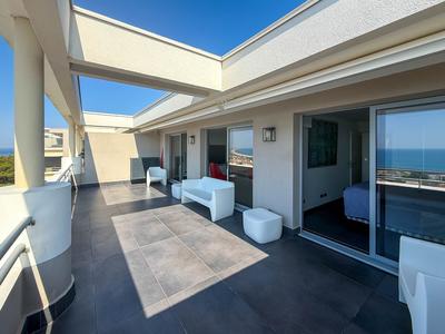 Appartement - 84 m² - 3 pièces