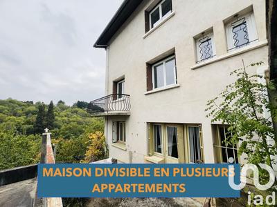Maison - 253 m² - 8 pièces