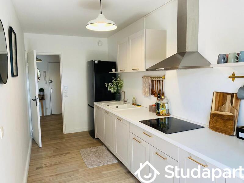 Chambre - 10 m² - 1 pièce