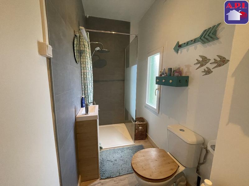 Maison - 186 m² - 8 pièces