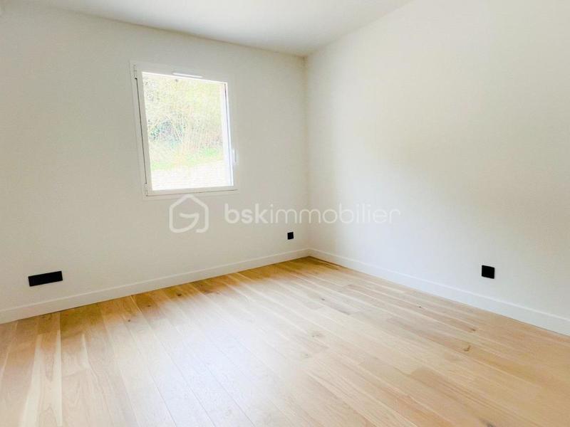 Maison - 97 m² - 4 pièces