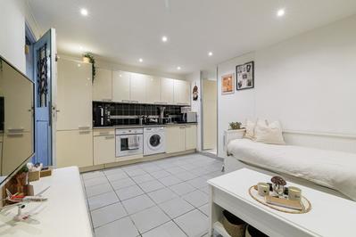 Studio - 19 m² - 1 pièce