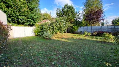 Maison - 277 m² - 8 pièces