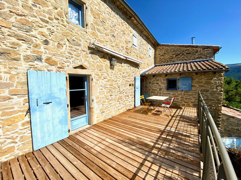 Maison - 160 m² - 9 pièces