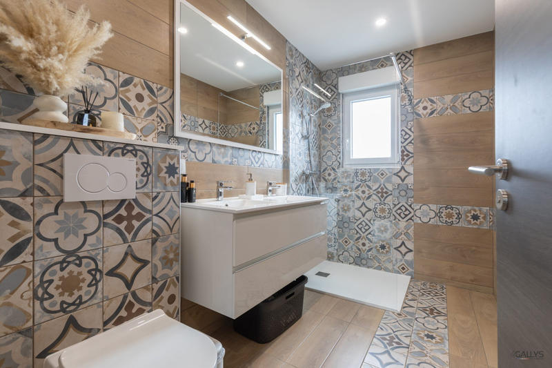 Maison - 100 m² - 5 pièces