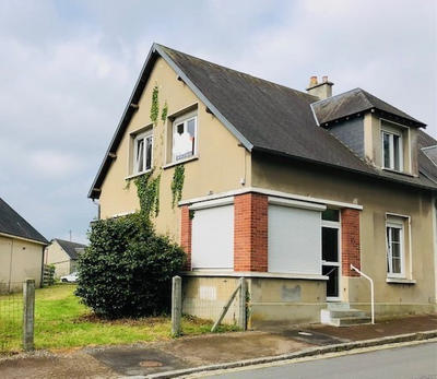 Maison - 80 m² - 4 pièces