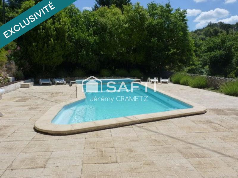 Maison - 362 m² - 10 pièces