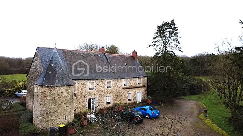 Demeure - 183 m² - 6 pièces