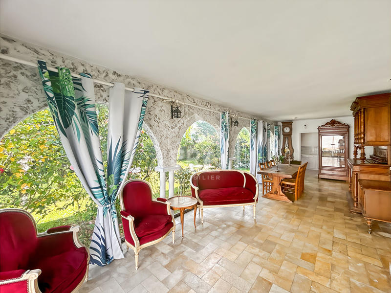 Maison - 155 m² - 5 pièces