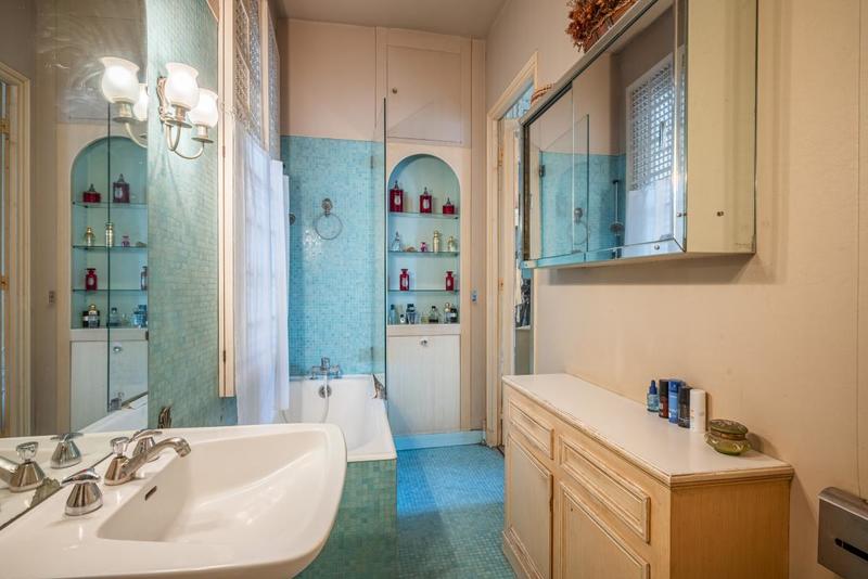 Appartement - 150 m² - 5 pièces