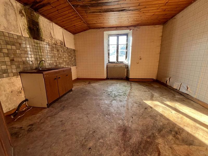 Maison - 215 m² - 8 pièces