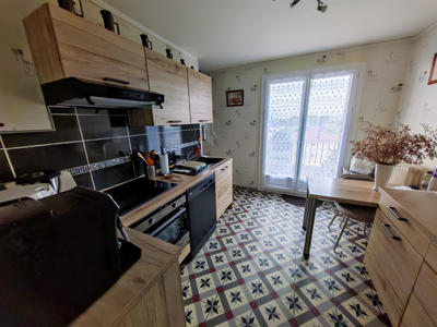 Appartement - 79 m² - 4 pièces