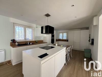 Maison de maîtres - 162 m² - 9 pièces