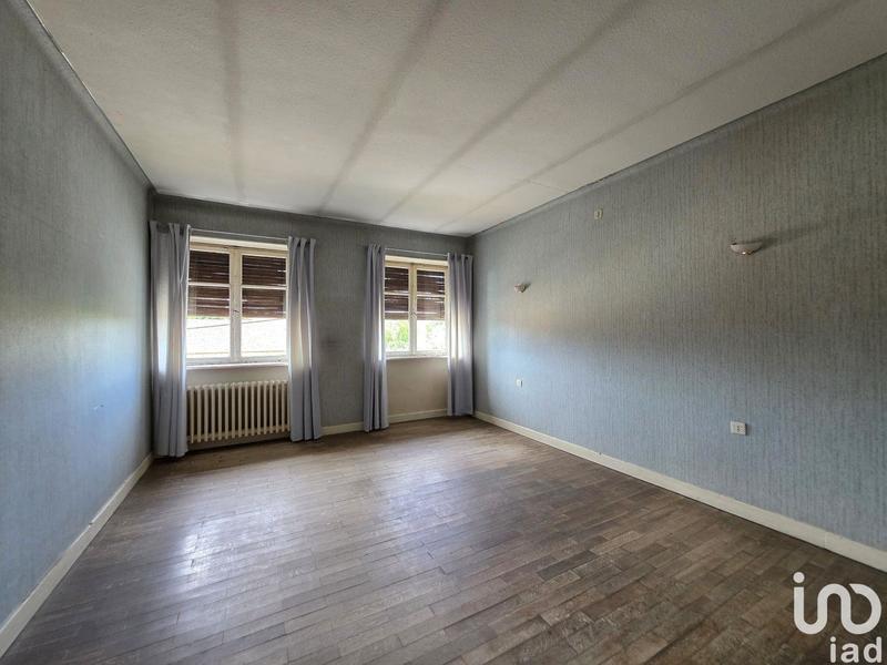 Maison - 530 m² - 11 pièces