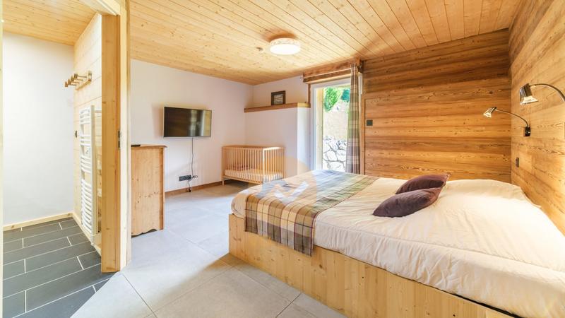 Châlet - 330 m² - 10 pièces