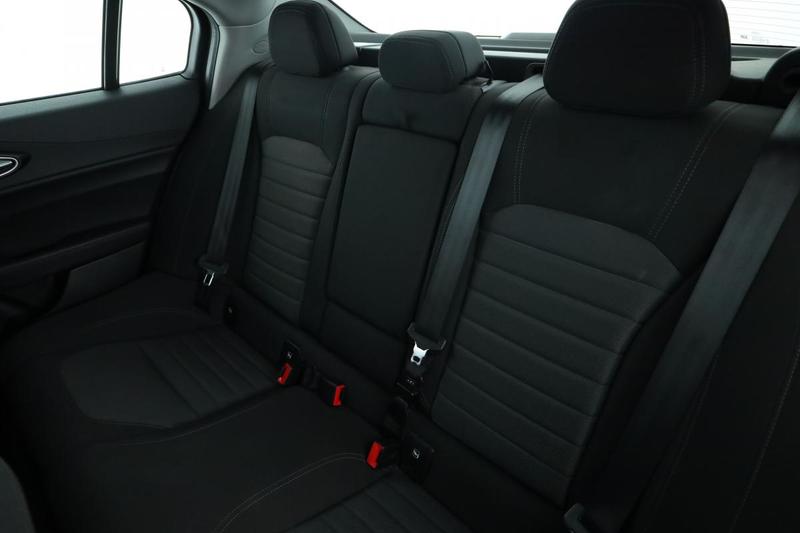 Alfa Romeo Giulia 2.2 At8 150 ch