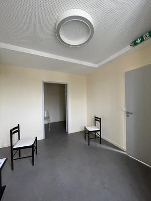 Local commercial - 77 m² - 3 pièces