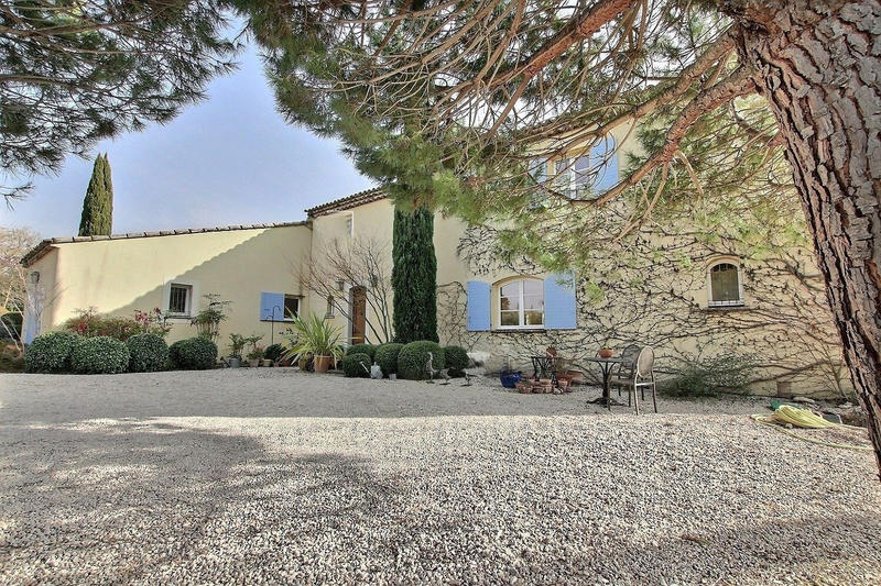 Bastide - 220 m² - 7 pièces