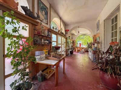 Château - 400 m² - 11 pièces