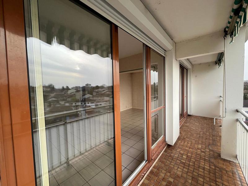 Appartement - 79 m² - 5 pièces