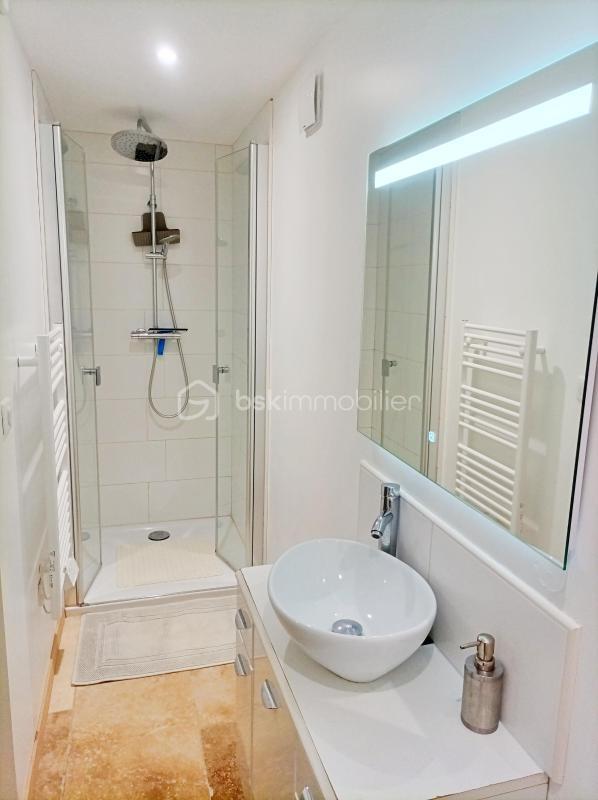 Demeure - 114 m² - 7 pièces