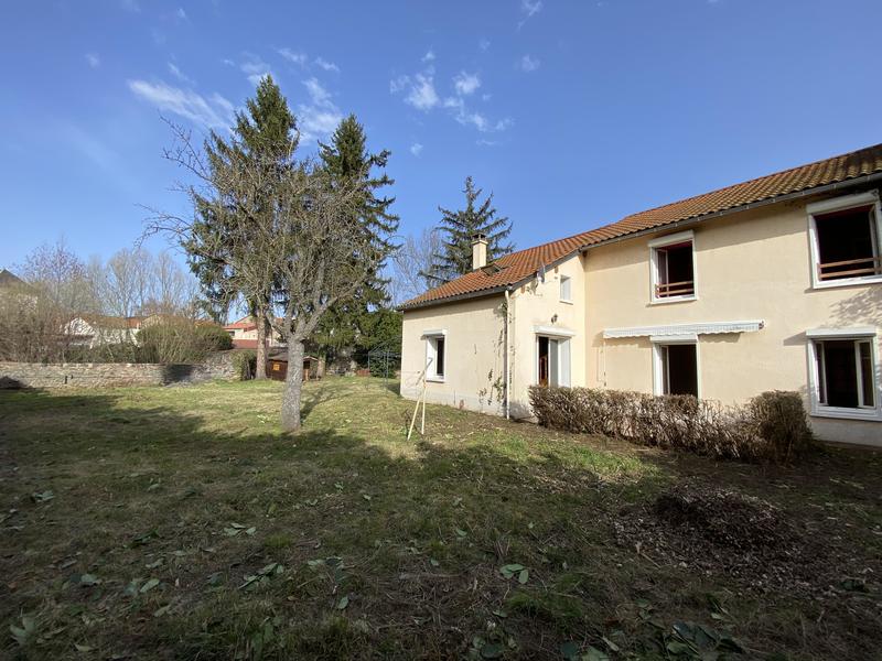 Maison - 175 m² - 10 pièces