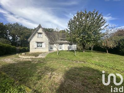 Maison - 210 m² - 8 pièces