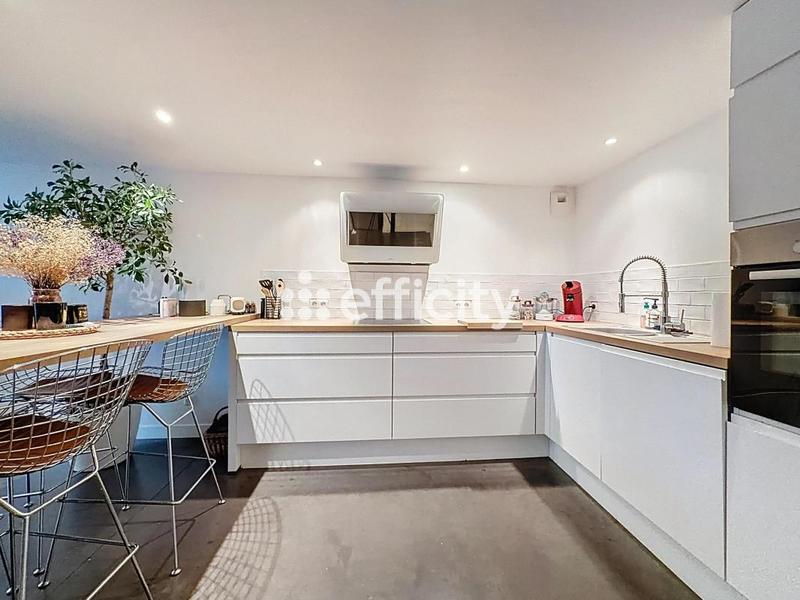 Loft - 71 m² - 2 pièces