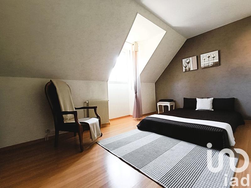 Maison - 99 m² - 4 pièces